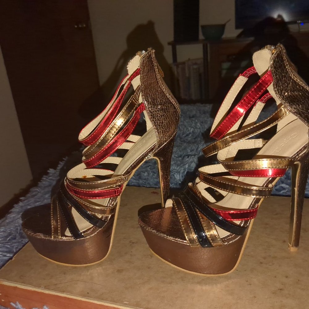 Women's high heels - Picture 2 of 6